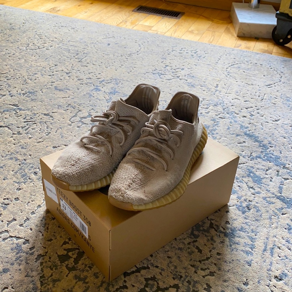 Yeezy 350 V2 Sesame